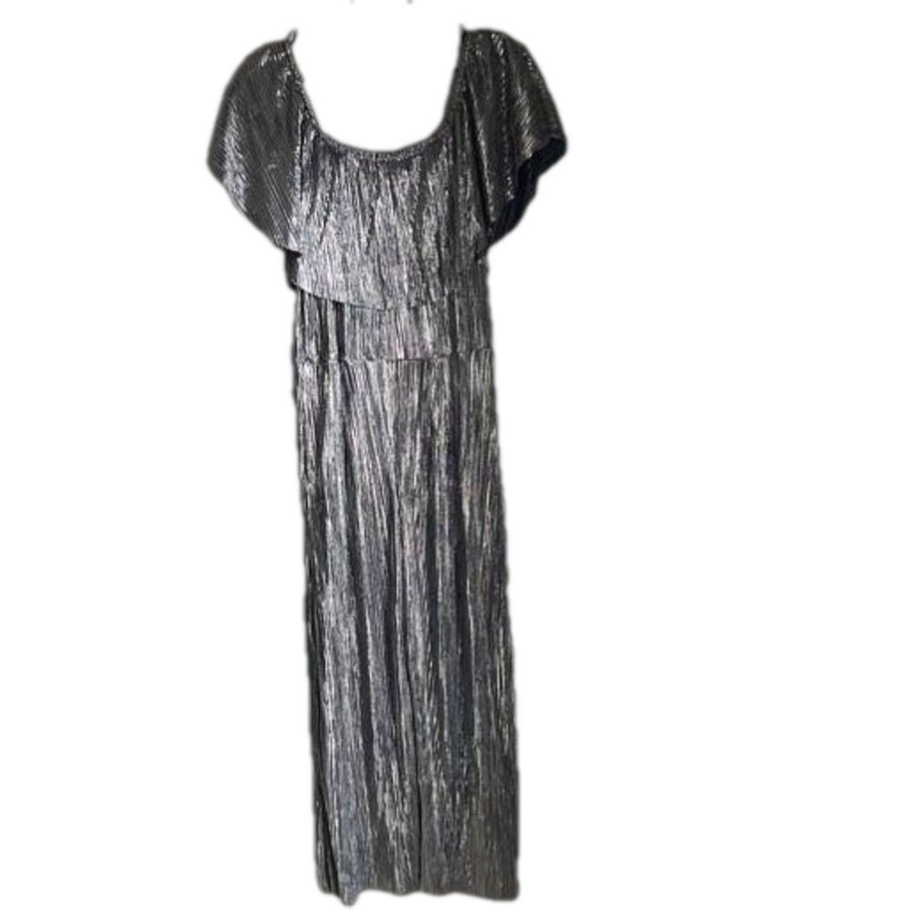 Metalic Silver Pleated Ruffle Jumpsuit - Picture 6 of 8